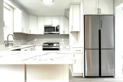 6 Hudson St #1