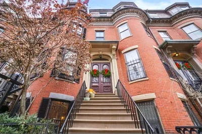 163 West Newton St #1