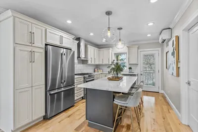 11 Eliot St #2