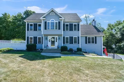 16 Heron Ln 1