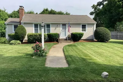 8 Saco Ave