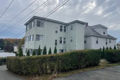 664 Humphrey St #3 1