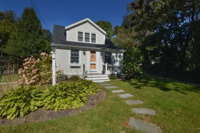 68 Oak St
