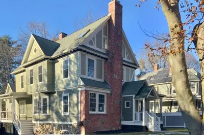 59 Beechmont St