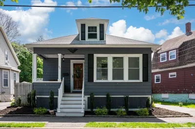 35 Rollin Ave