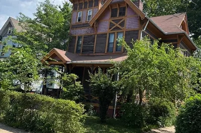 123 Buckingham St 1