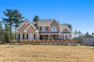 60 Balancing Rock Road 1