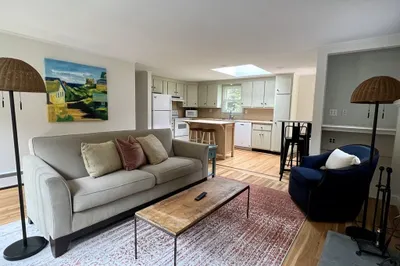 6 Dupee St