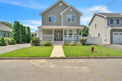 71 Kaveney St 1