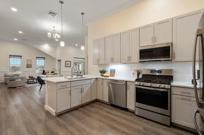 320 Middlesex Avenue #D402