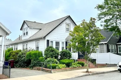 23 Mohan St
