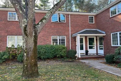 63 Linden St #9 1