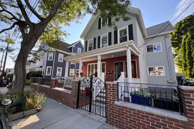 17 Farragut Avenue #2 1