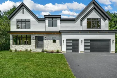6 Hawthorne Road 1