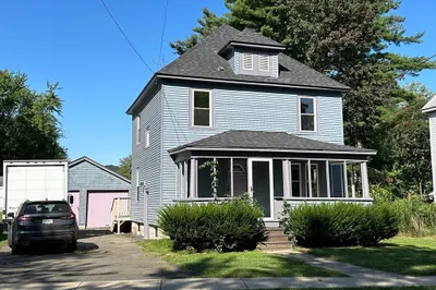 216 Elm St 1