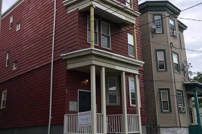 68 Maverick St #2 1