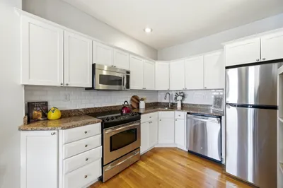 469 Shawmut Ave #1 1