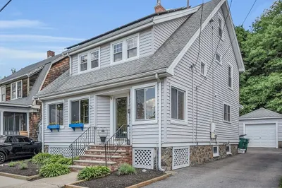 107 Victory Rd