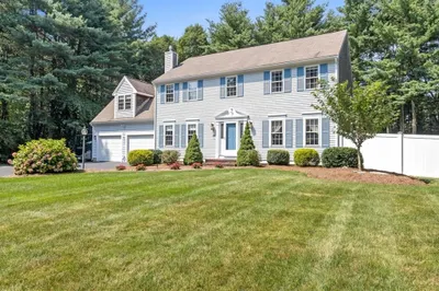 10 Fairway Dr 1