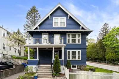 45 Hillside Ave #2