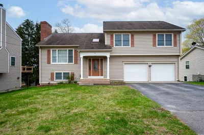 14 Belcourt Rd 1