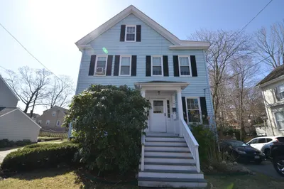 24 Otis St