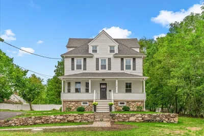 114 Hull St 1