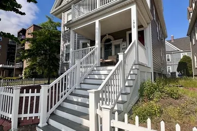175 Main St #2
