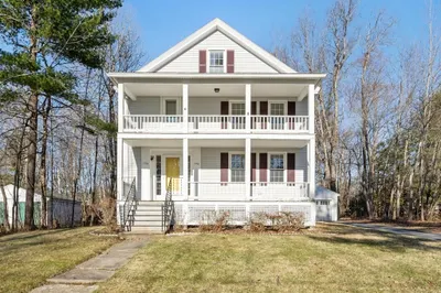 132-134 Lincoln Ave 1