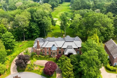 11 Fairway Dr 1