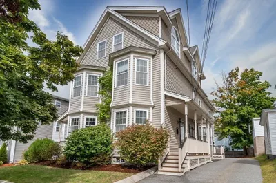123 Russell Street #1 1