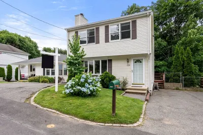 226 Pine Hill Circle