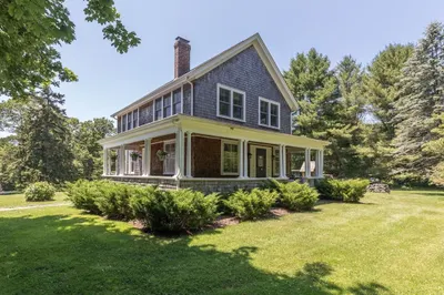 374 Cornell Rd 1