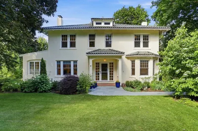 6 Oakmount Circle 1