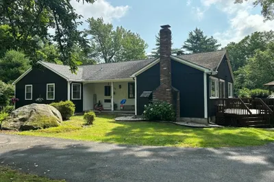98 Hollow Road 1