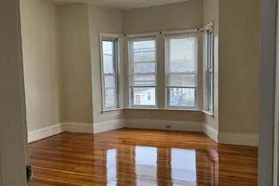 16 Holyoke St #1 1