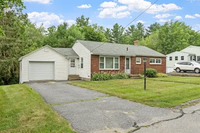 31 Ken Dr