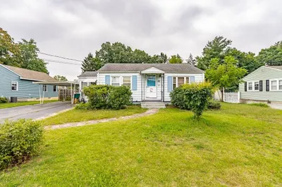 49 Harrington Rd 1