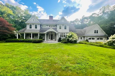 85 Highwoods Lane