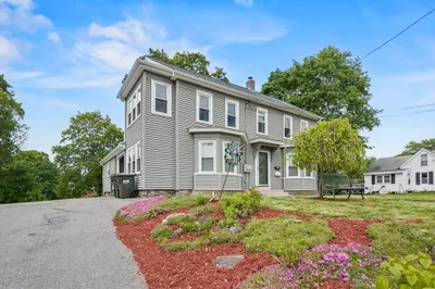 395 Main Street 1