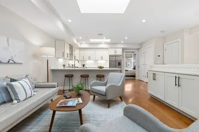 274 Sumner St #3