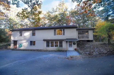38 Blanchard Rd 1