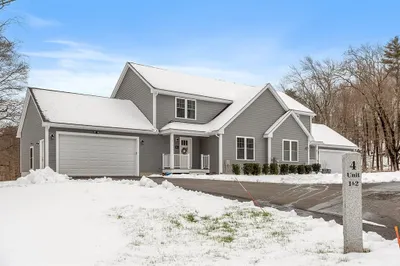 4 Scotch Pine Farm Way #1 1