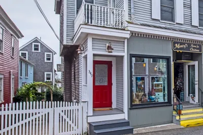349 Commercial St #3 1