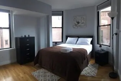 10 Charlesgate East #404 1