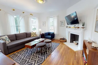 15 Draper St #1
