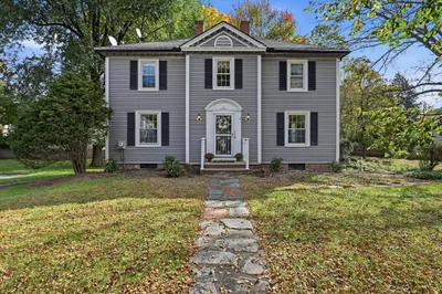 105 Longview Dr 1