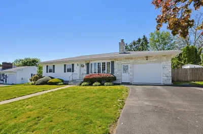 79 Highview Ave