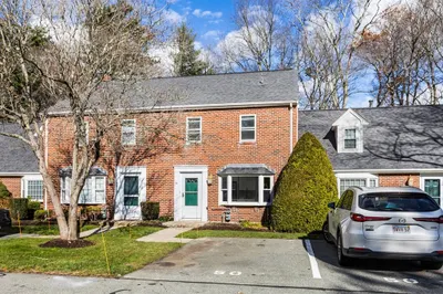 50 Claire Drive #C-2-50 1