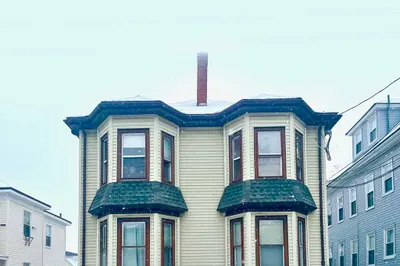 76 Robbins St #2 1
